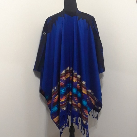 HANDMADE PONCHO/SHAWL - Picture 3 of 8